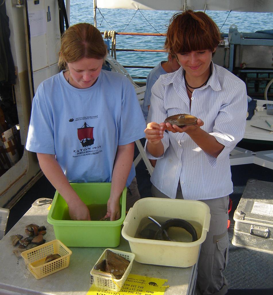 Cleaning recovered finds